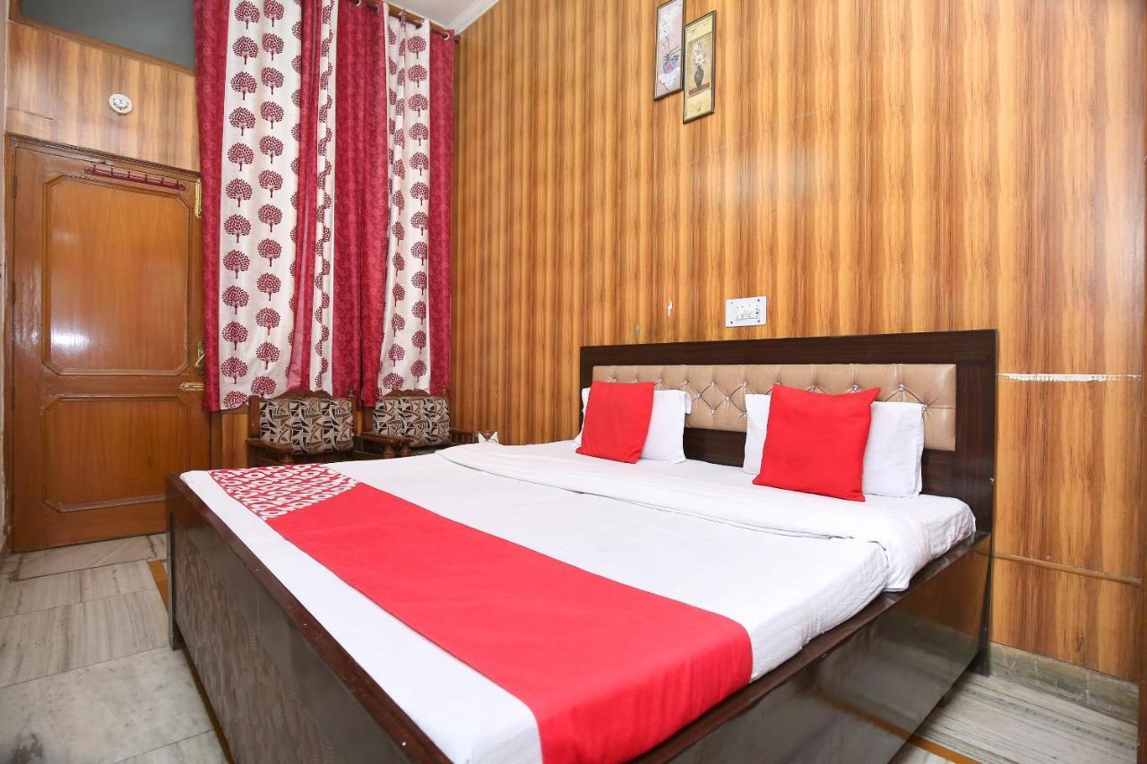 Hotel Amar Chandigarh Exterior photo